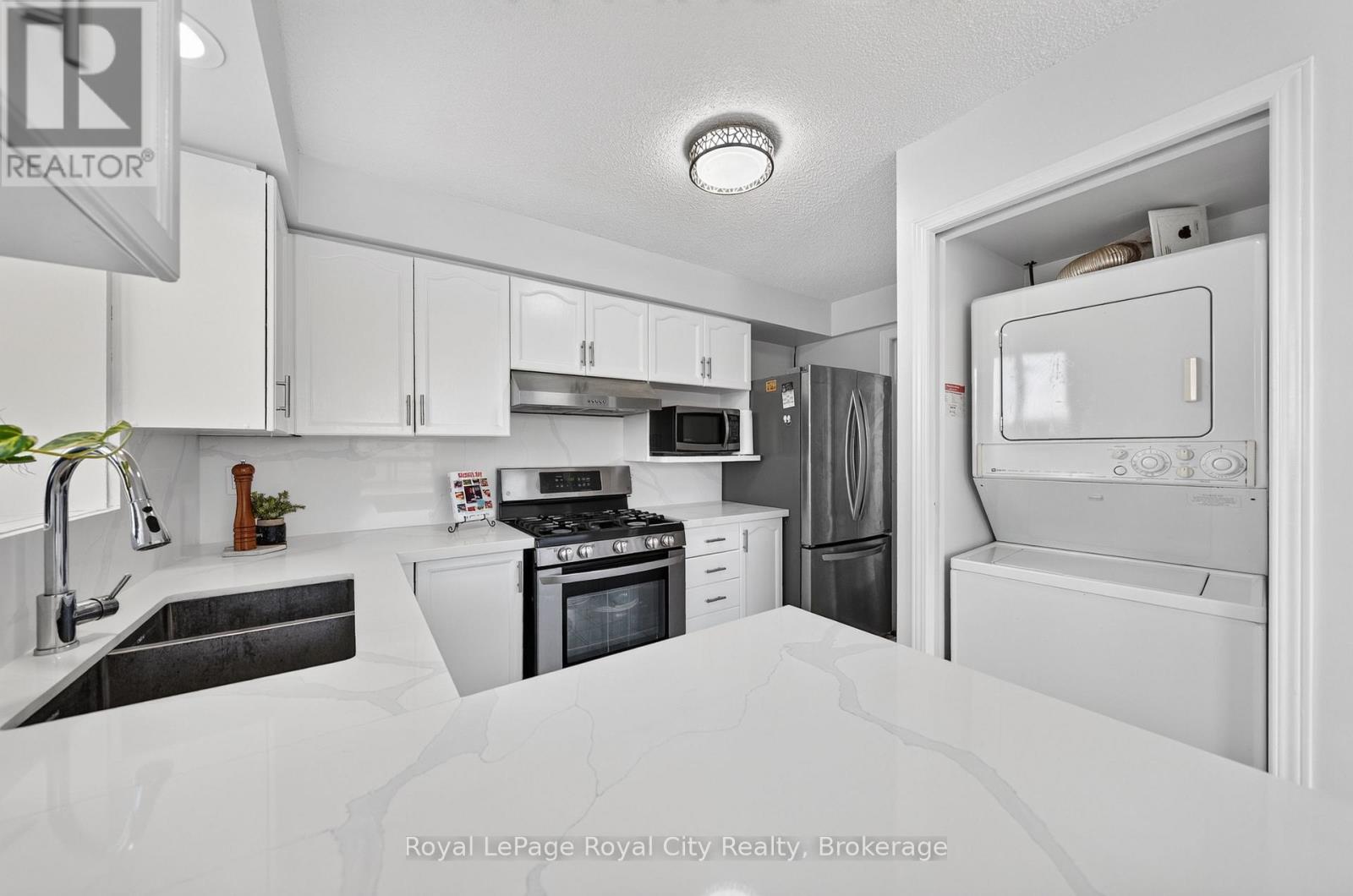 #701 281 BRISTOL STREET - Image 12