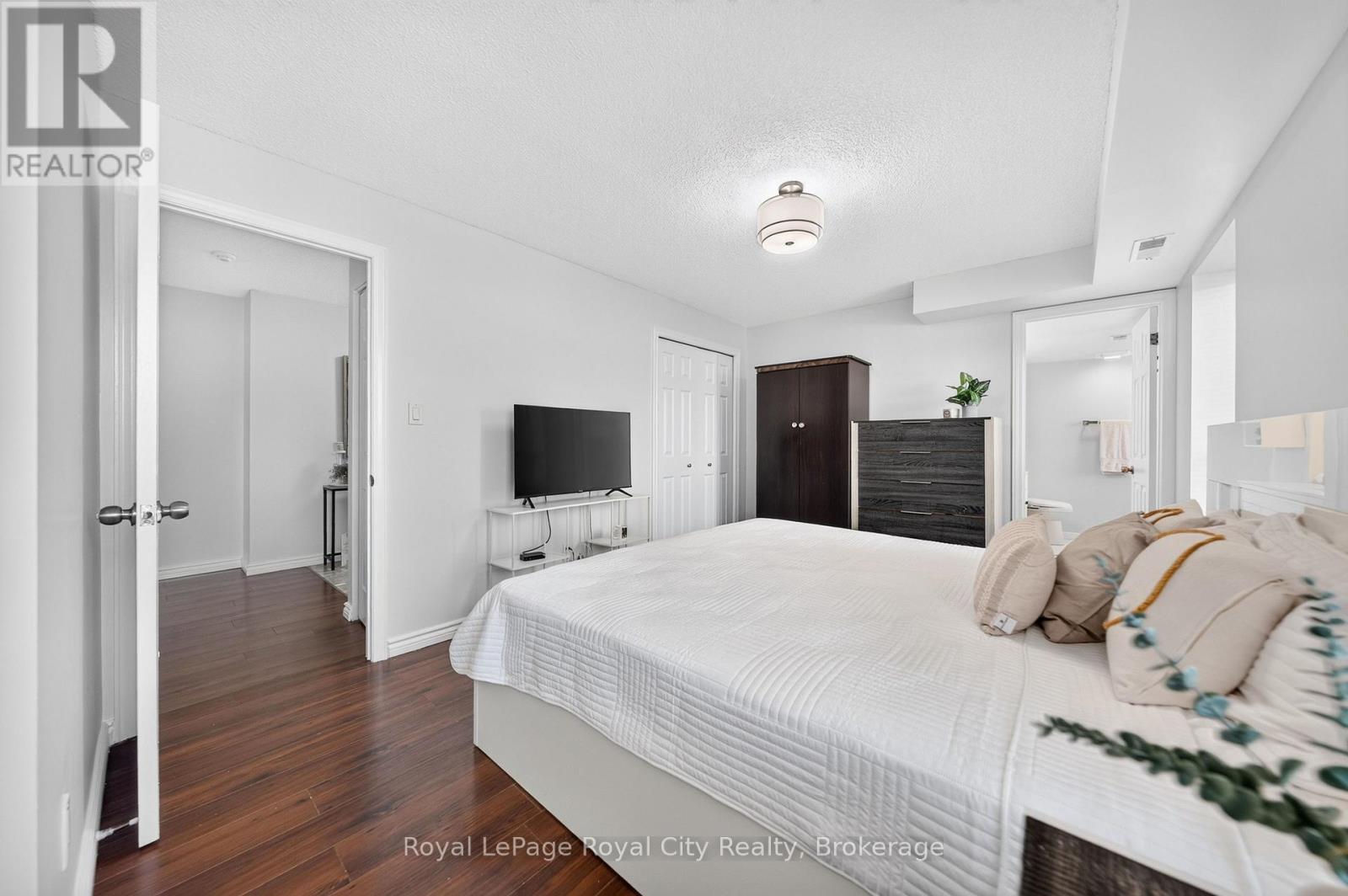 #701 281 BRISTOL STREET - Image 30