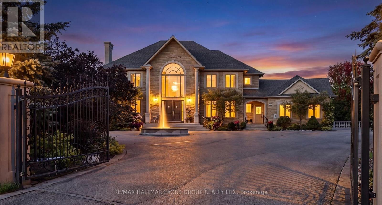 106 ABBRUZZE COURT - 1