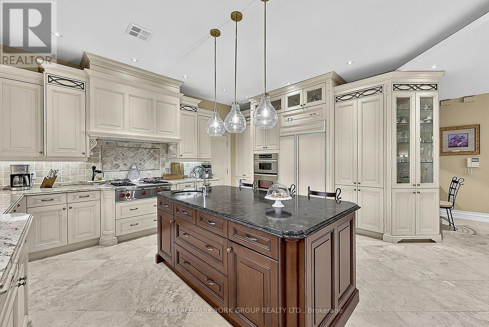 106 ABBRUZZE COURT - 10