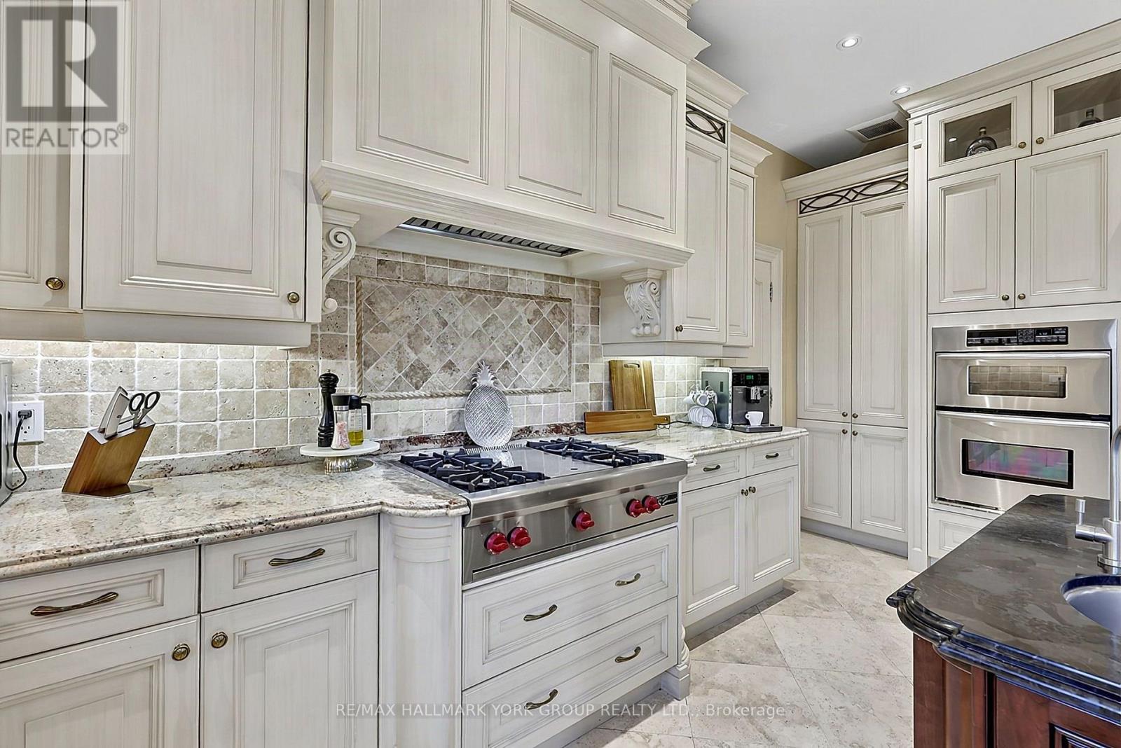 106 ABBRUZZE COURT - 11