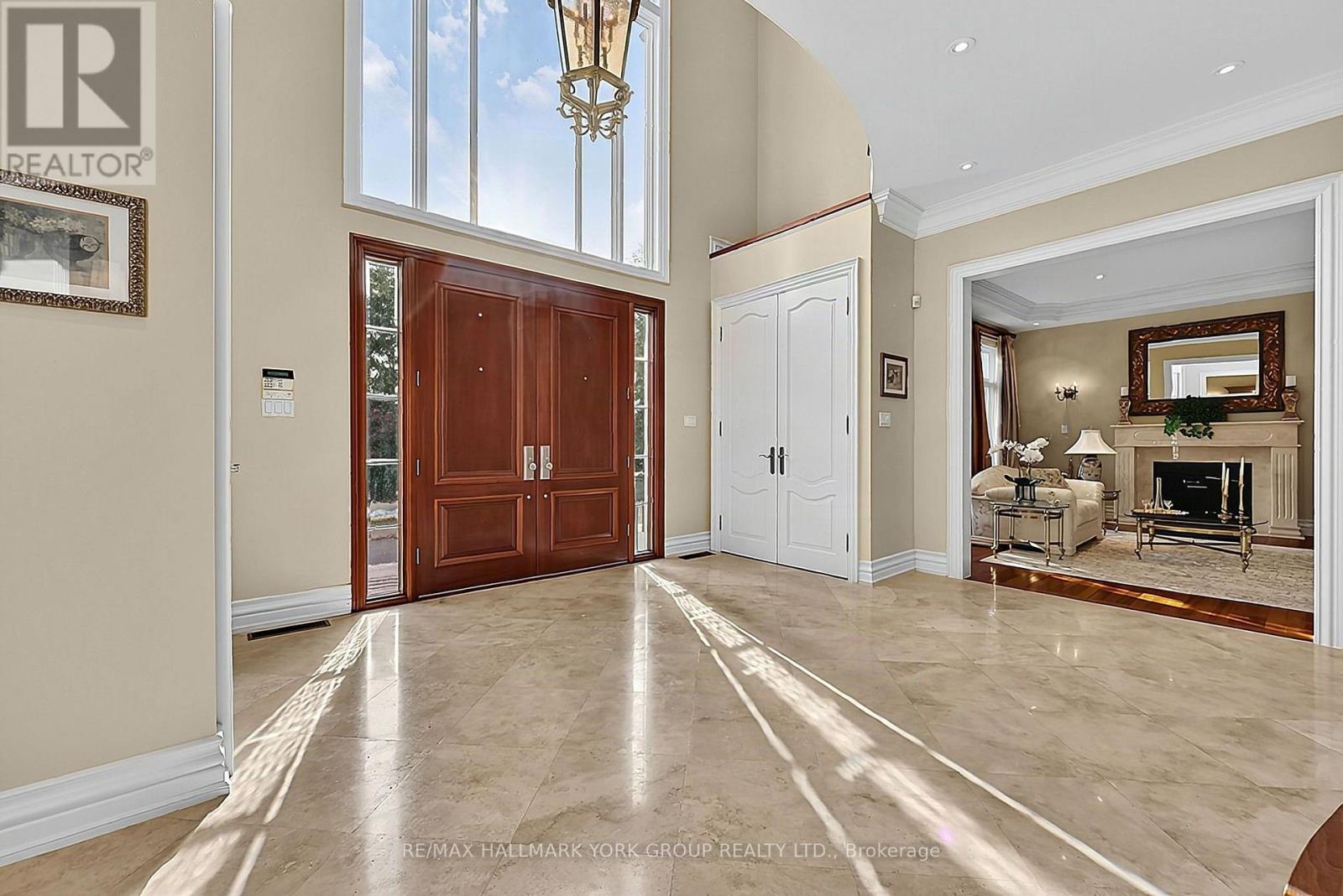 106 ABBRUZZE COURT - 7