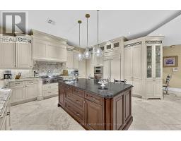 Workshop - 106 Abbruzze Court, Vaughan, ON L3L0A9 Photo 10