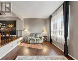 44 - 121 Poplar Crescent, Aurora, ON L4G3M4 Photo 13
