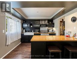 44 - 121 Poplar Crescent, Aurora, ON L4G3M4 Photo 19