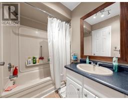 44 - 121 Poplar Crescent, Aurora, ON L4G3M4 Photo 42