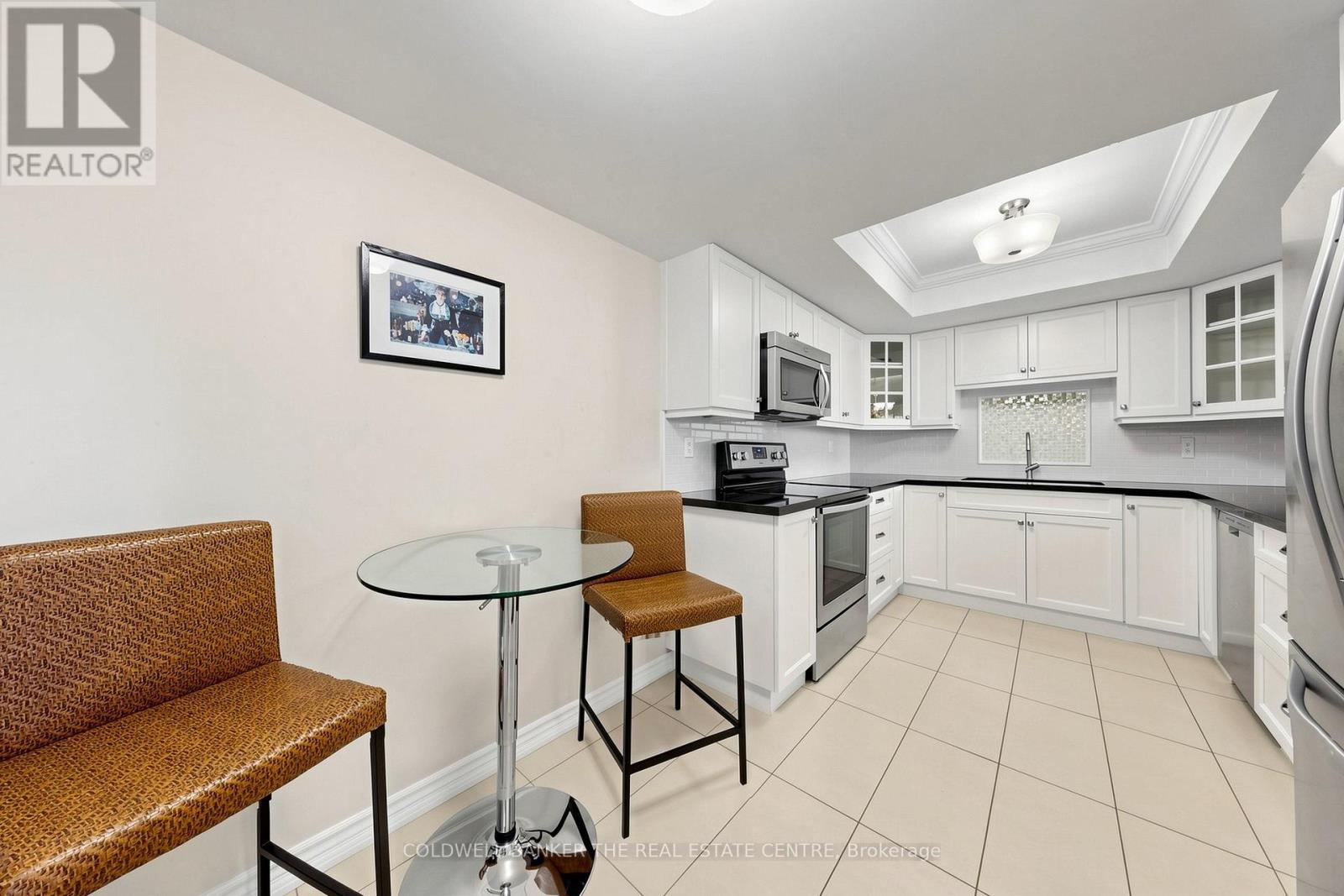 301- 5 Weldrick Road West, Richmond Hill, ON photo 17