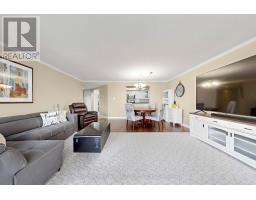 301 - 5 Weldrick Road W, Richmond Hill, ON L4C8S9 Photo 9