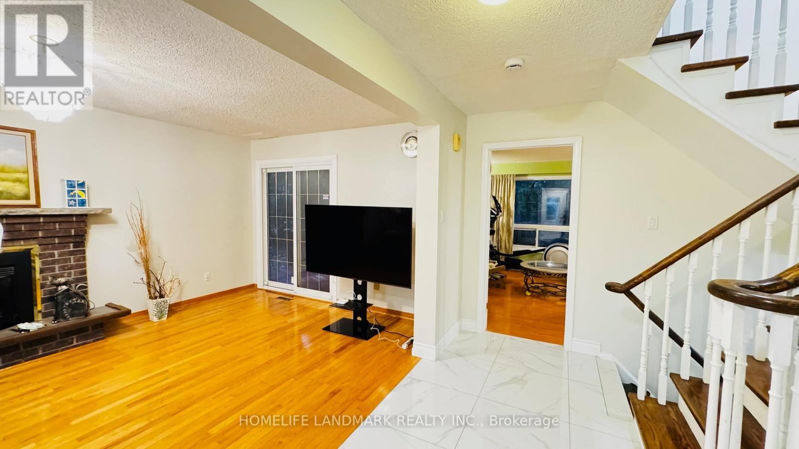 209 WILLOWBROOK ROAD - 9