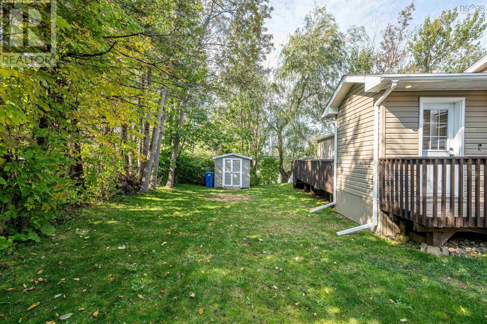 2 Alan Street - Image 36