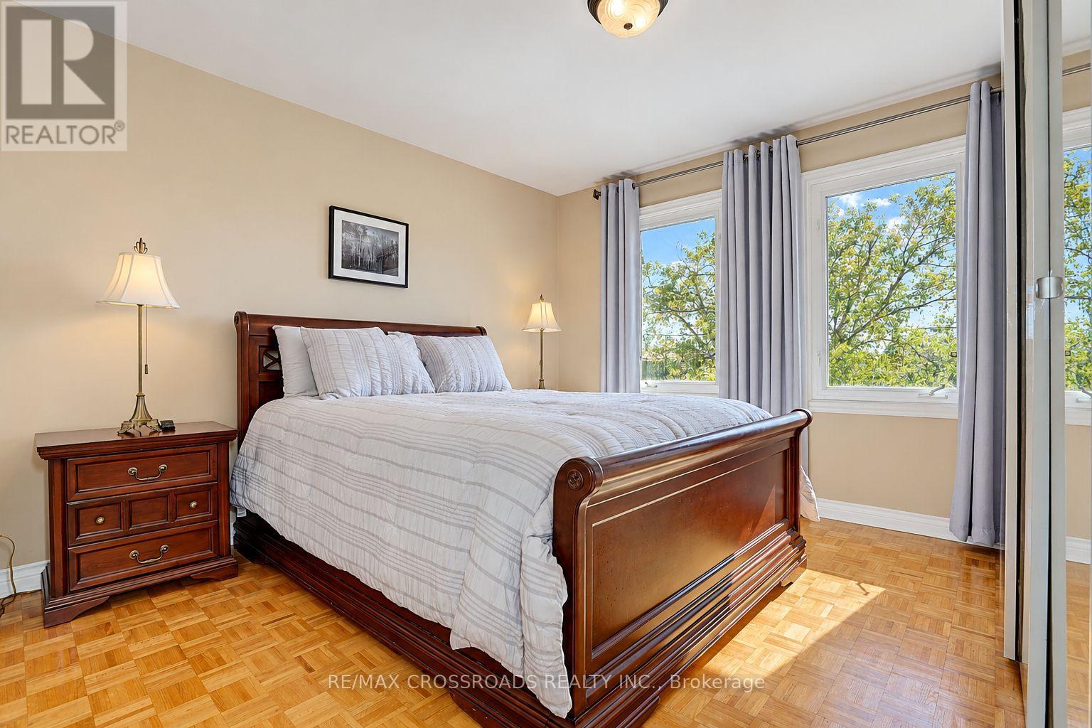 102A WHITFIELD AVENUE - 33