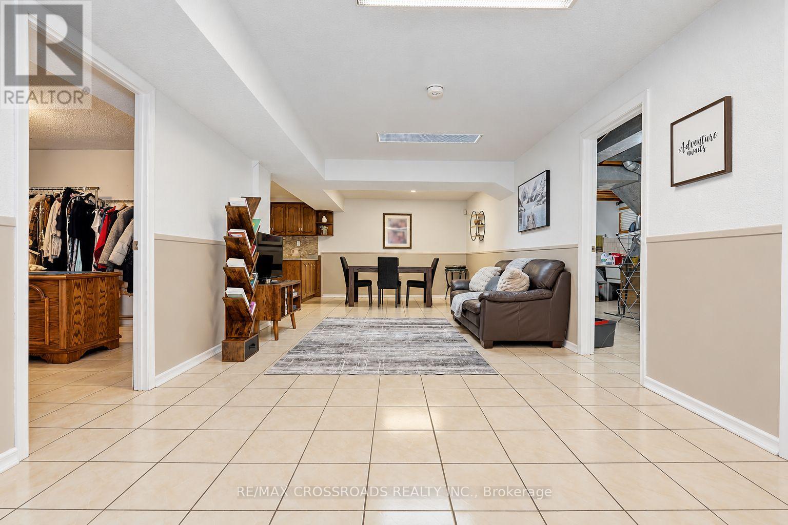 102A WHITFIELD AVENUE - 38