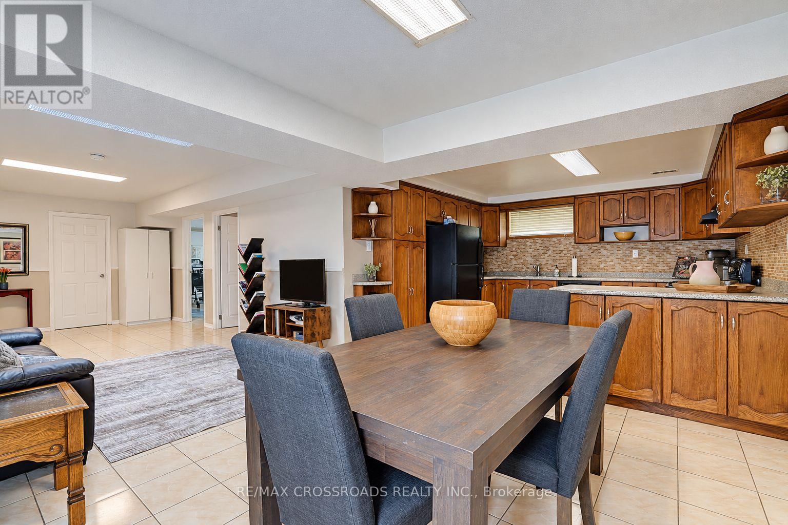 102A WHITFIELD AVENUE - Image 39