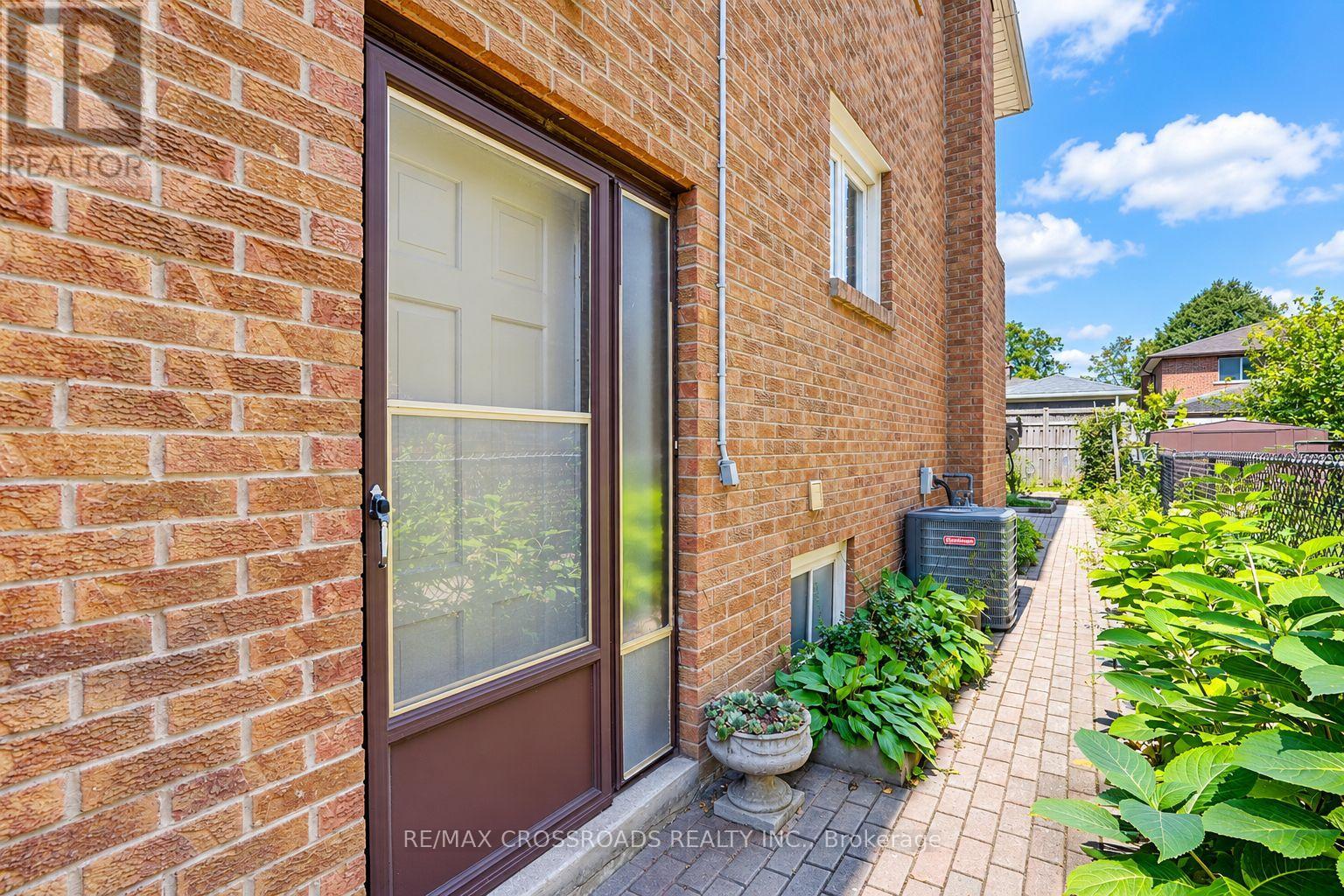 102A WHITFIELD AVENUE - Image 44