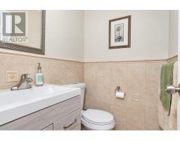 102a Whitfield Avenue, Toronto, ON M9L1G7 Photo 24