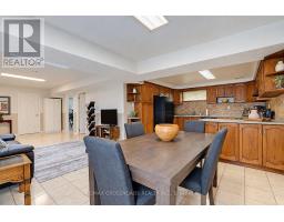 102a Whitfield Avenue, Toronto, ON M9L1G7 Photo 39