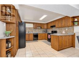 102a Whitfield Avenue, Toronto, ON M9L1G7 Photo 40