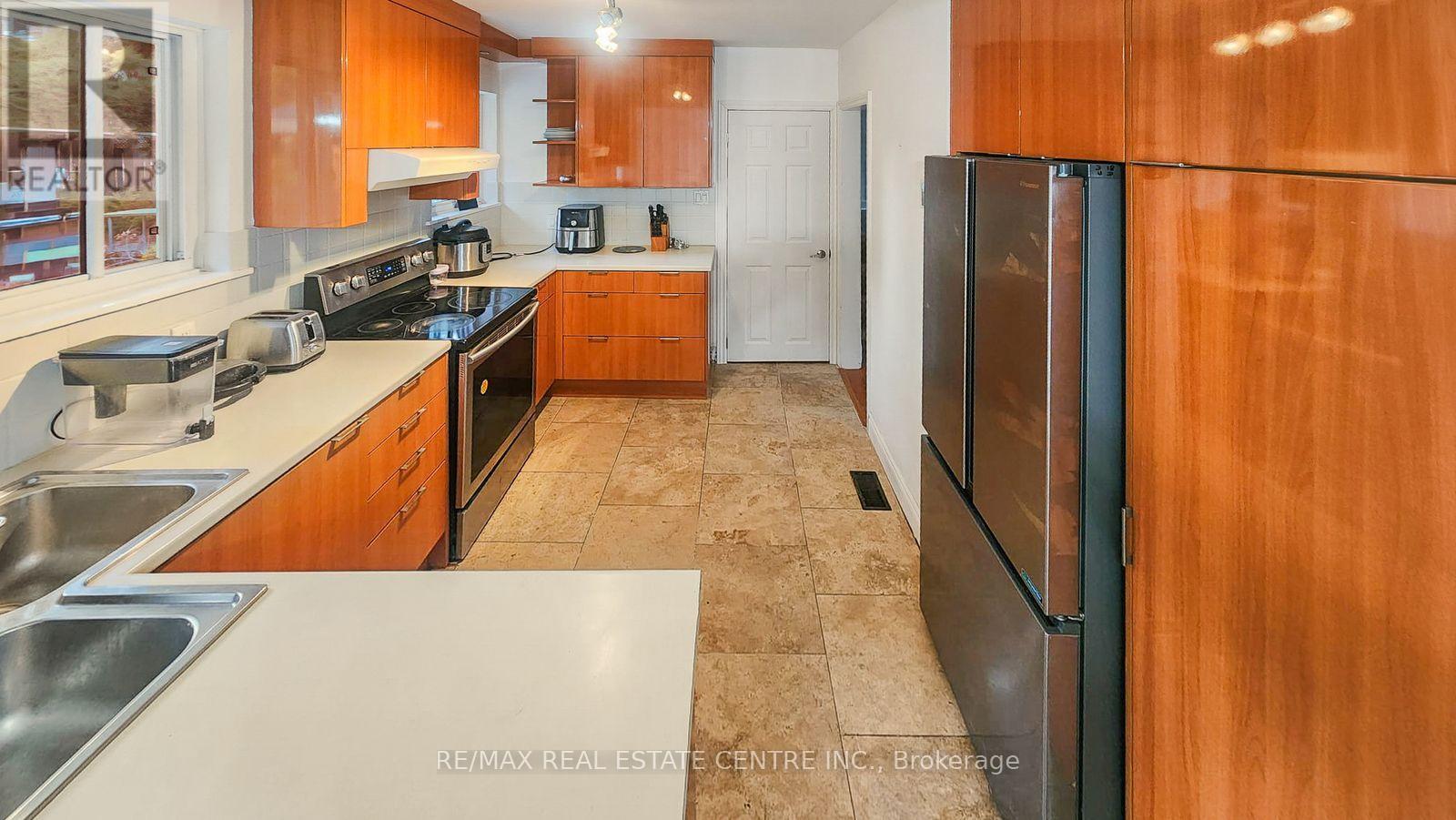 66 Theodore Drive, Mississauga, ON photo 24