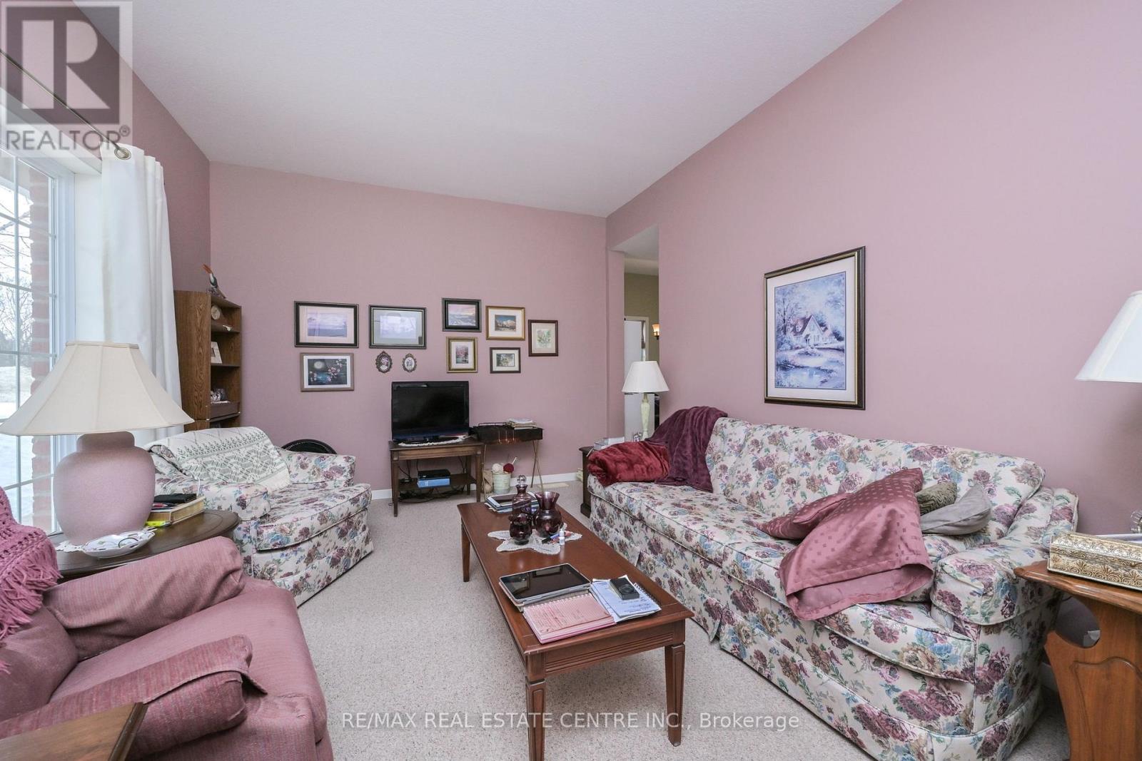 300 A BROADWAY - 14