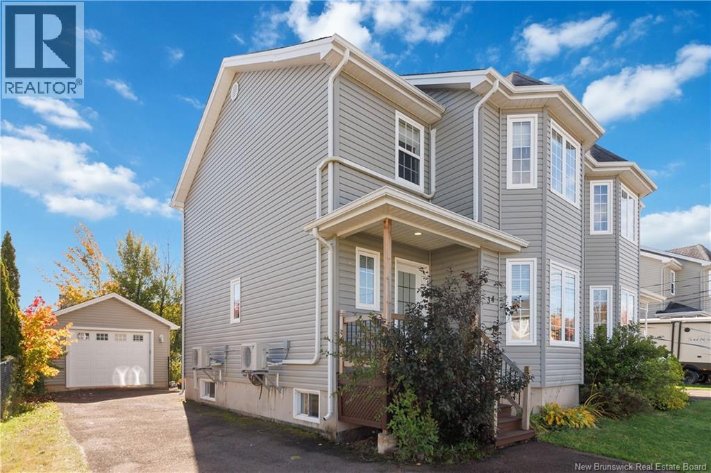 34 Christopher Crescent - 2