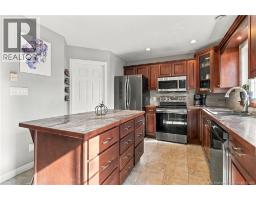 34 Christopher Crescent, photo 4