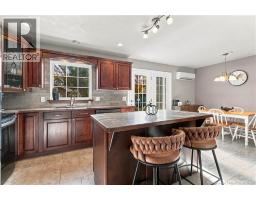 34 Christopher Crescent, photo 5