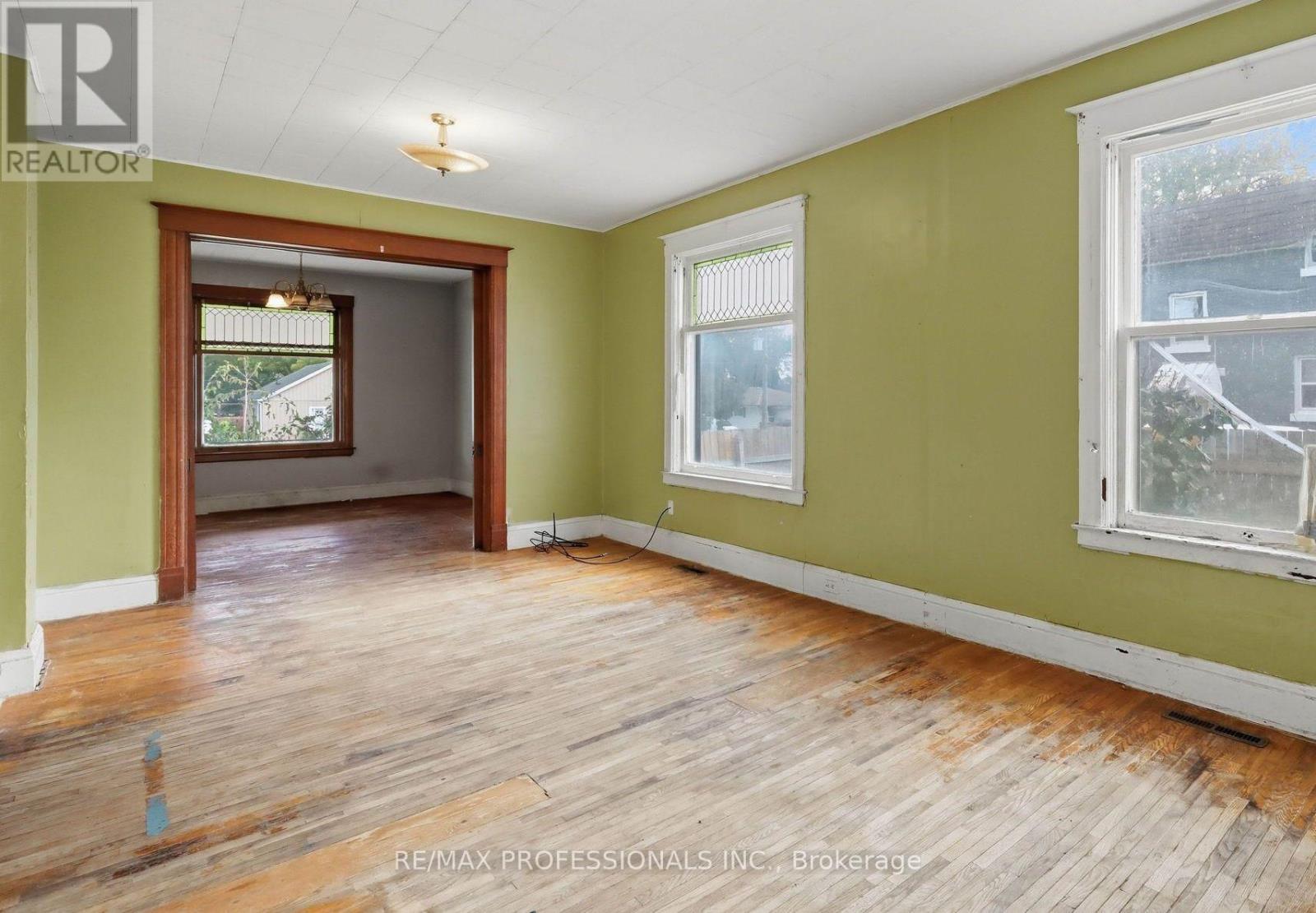 26 ARTHUR AVENUE - Image 14