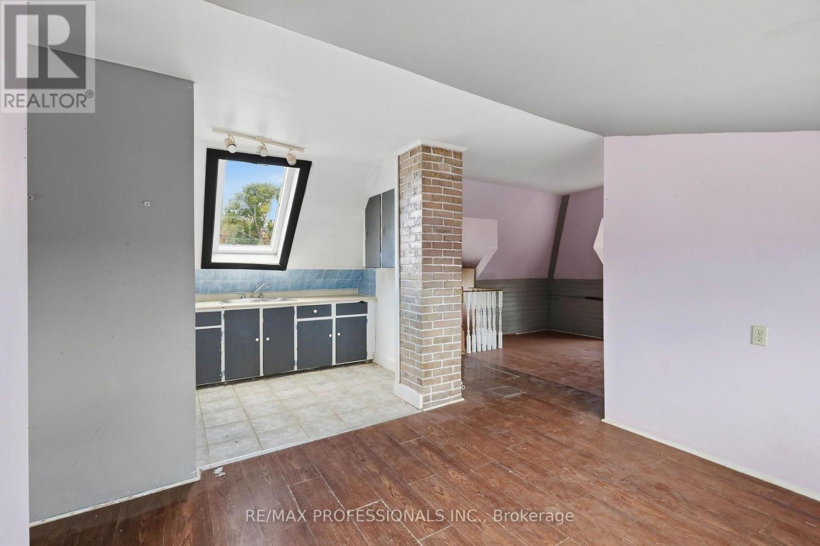 26 ARTHUR AVENUE - 28