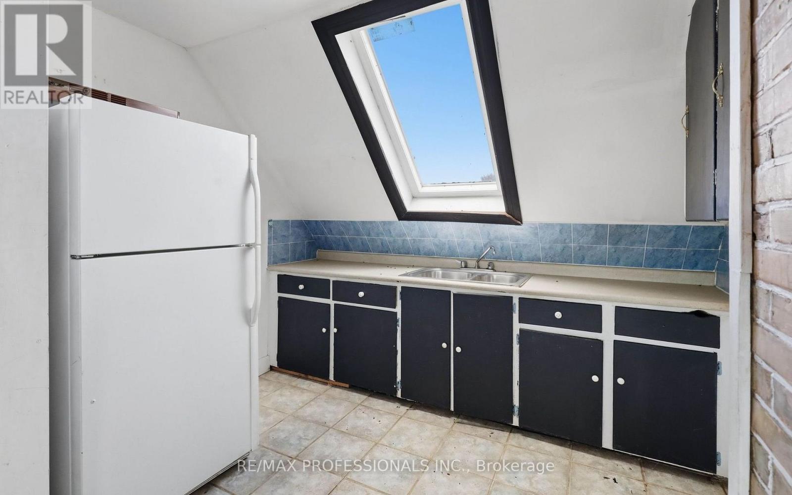 26 ARTHUR AVENUE - Image 29