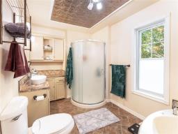 19 Odins Way, Gimli Rm, MB R0C1B0 Photo 16