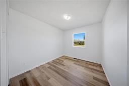 31 First Street Nw, Teulon, MB R1A1P9 Photo 17