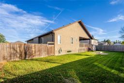 7 Fossay Street, Elie, MB R0H0H0 Photo 42