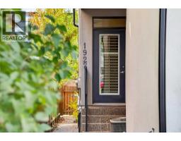 1922 29 Street SW - photo 2