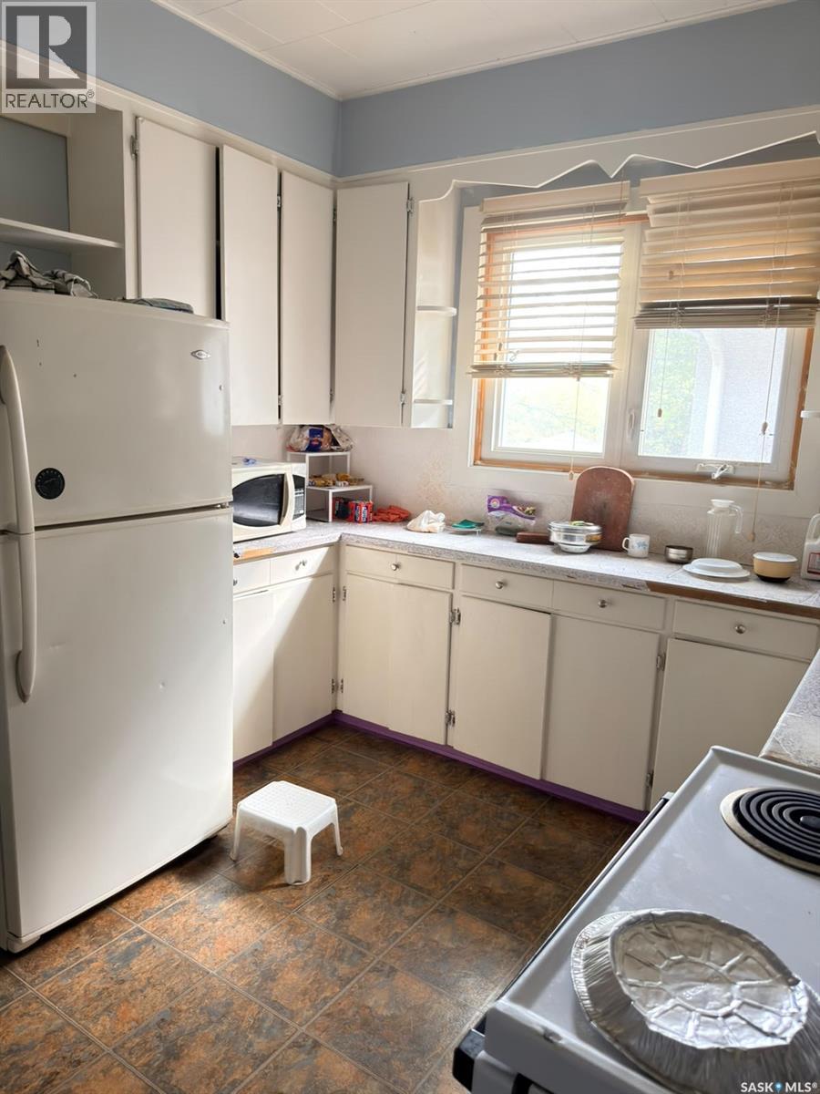 1607 Athol STREET - 12