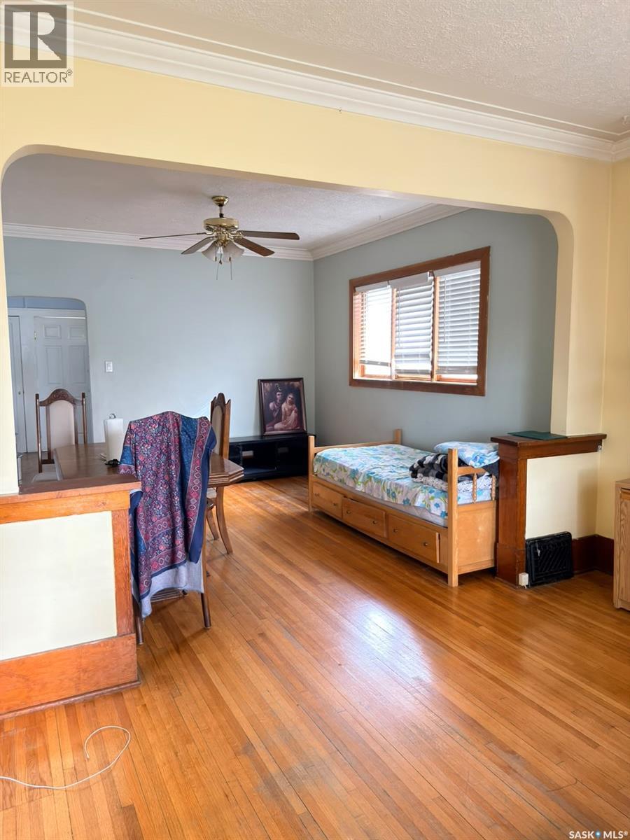 1607 Athol STREET - 15