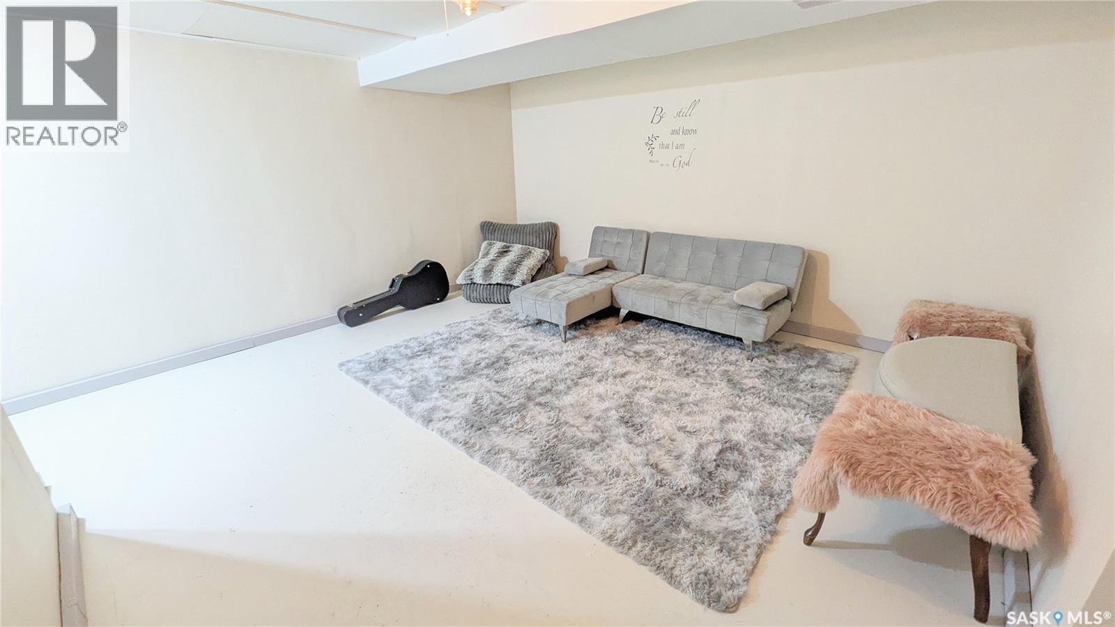 #53 2751 Windsor Park ROAD - 19