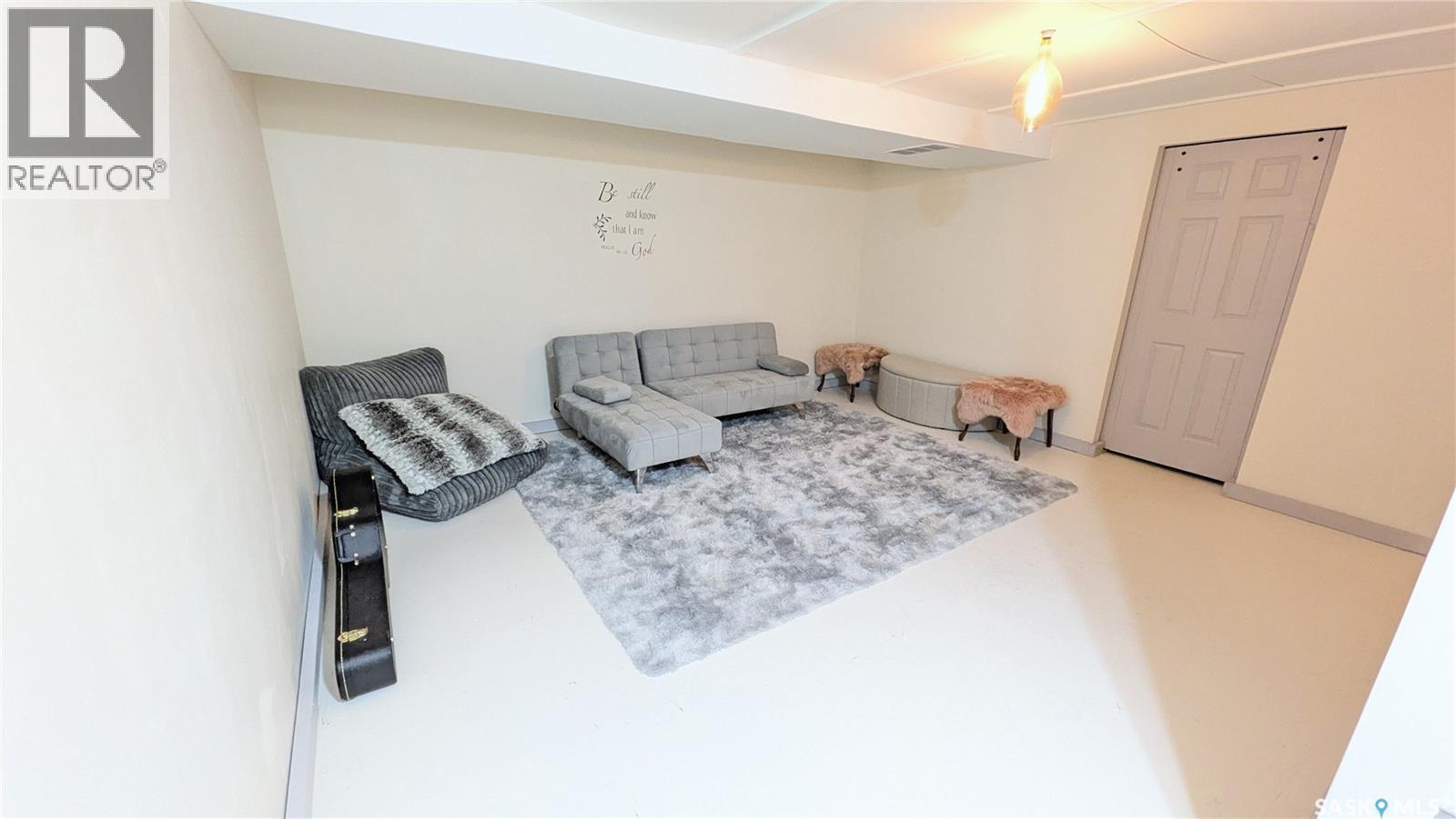 #53 2751 Windsor Park ROAD - 20