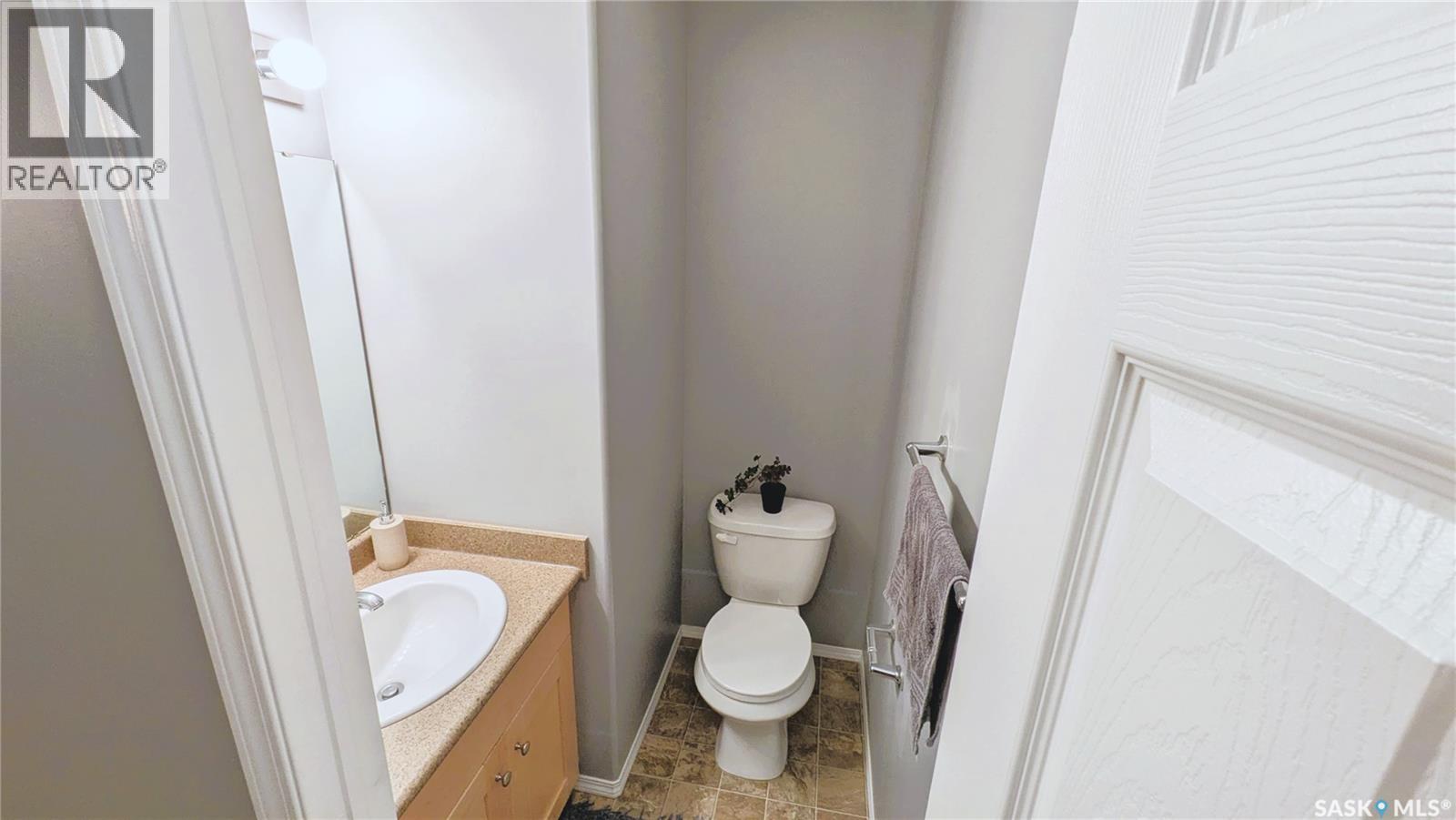 53 2751 Windsor Park ROAD, Regina — photo 8