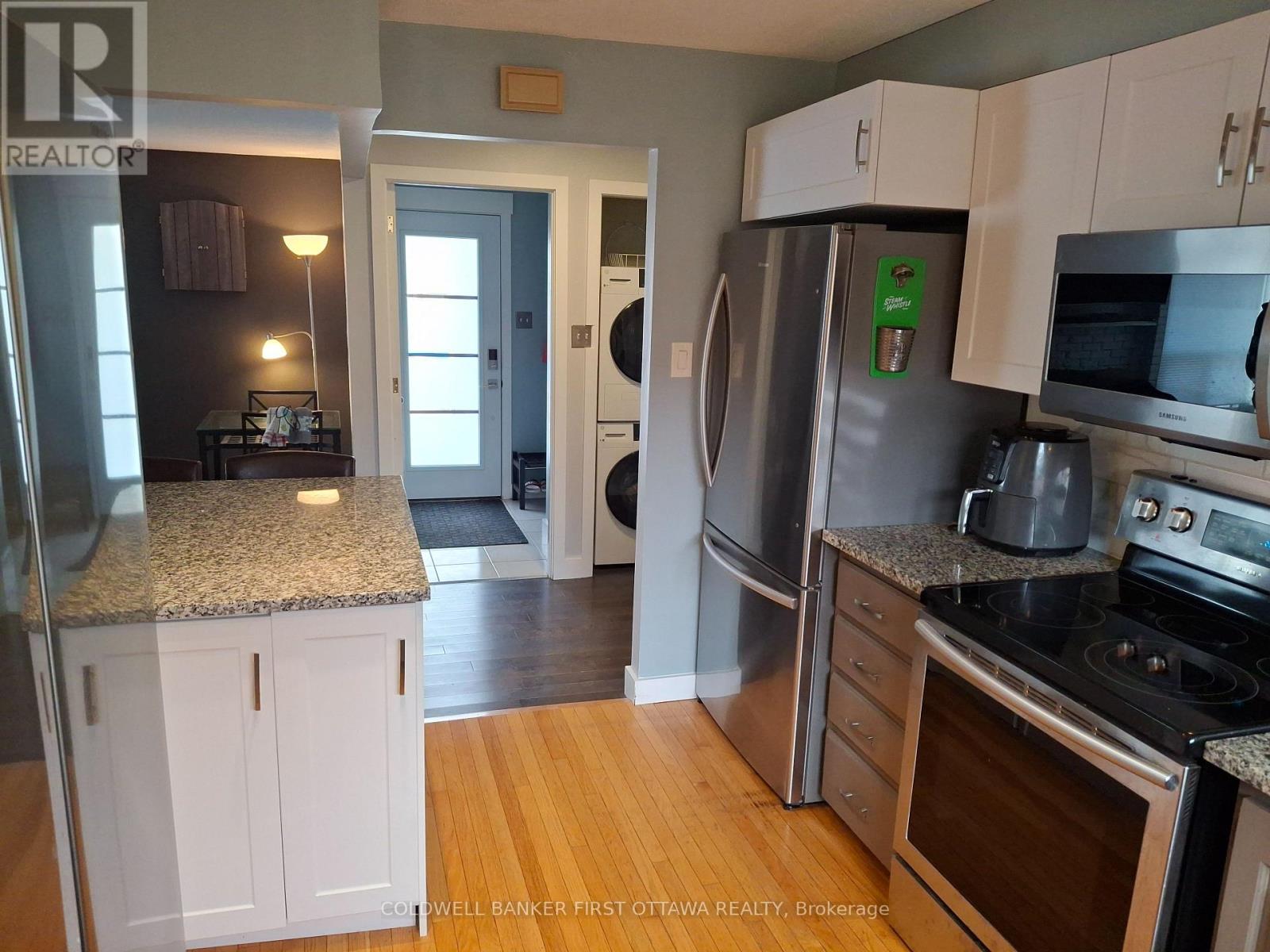 30 Lansfield Way — photo 7