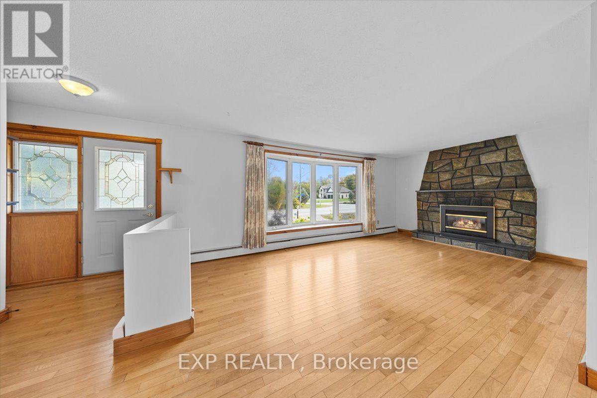 1164 STAGECOACH ROAD - Image 11