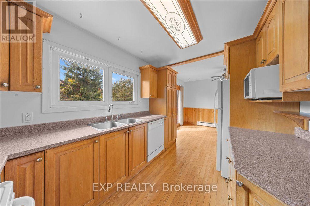 1164 STAGECOACH ROAD - Image 28