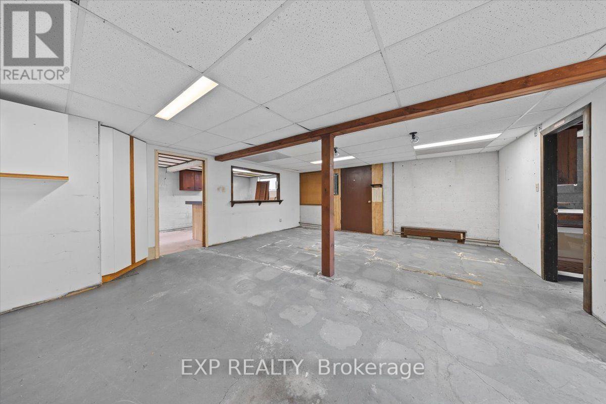 1164 STAGECOACH ROAD - Image 31