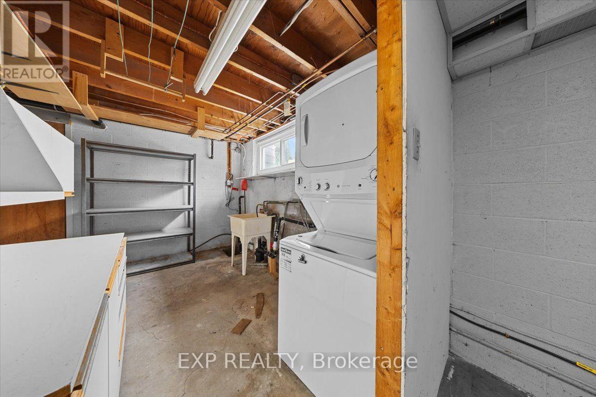 1164 STAGECOACH ROAD - 33
