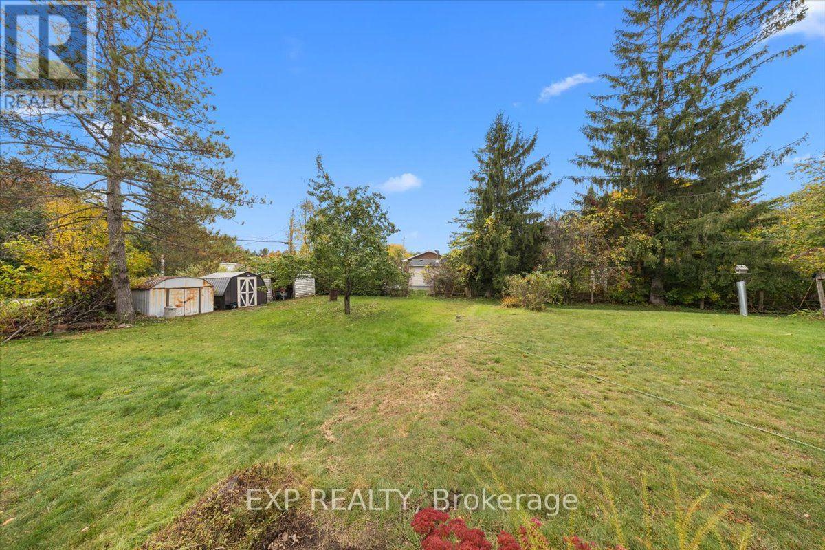 1164 STAGECOACH ROAD - 43