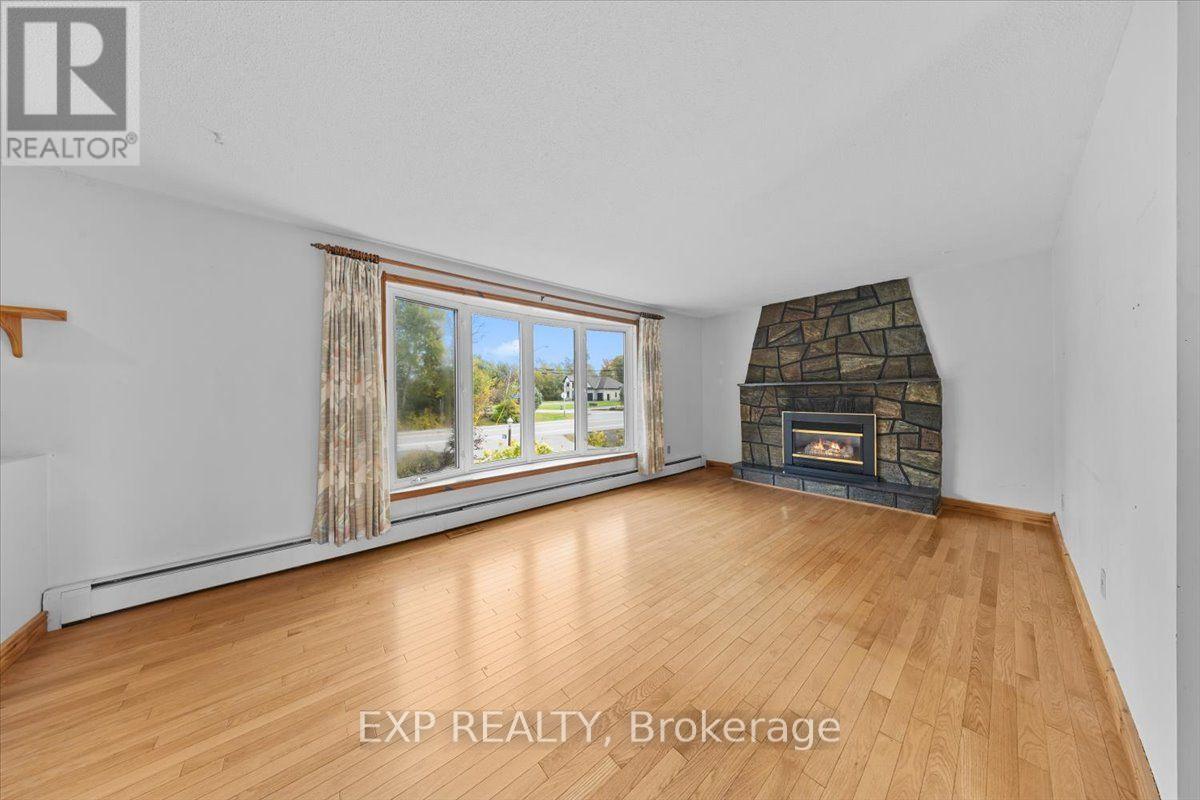 1164 STAGECOACH ROAD - Image 6