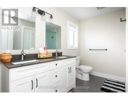 1 Princeton Common Street, St  Catharines, ON L2N0B7 Photo 33