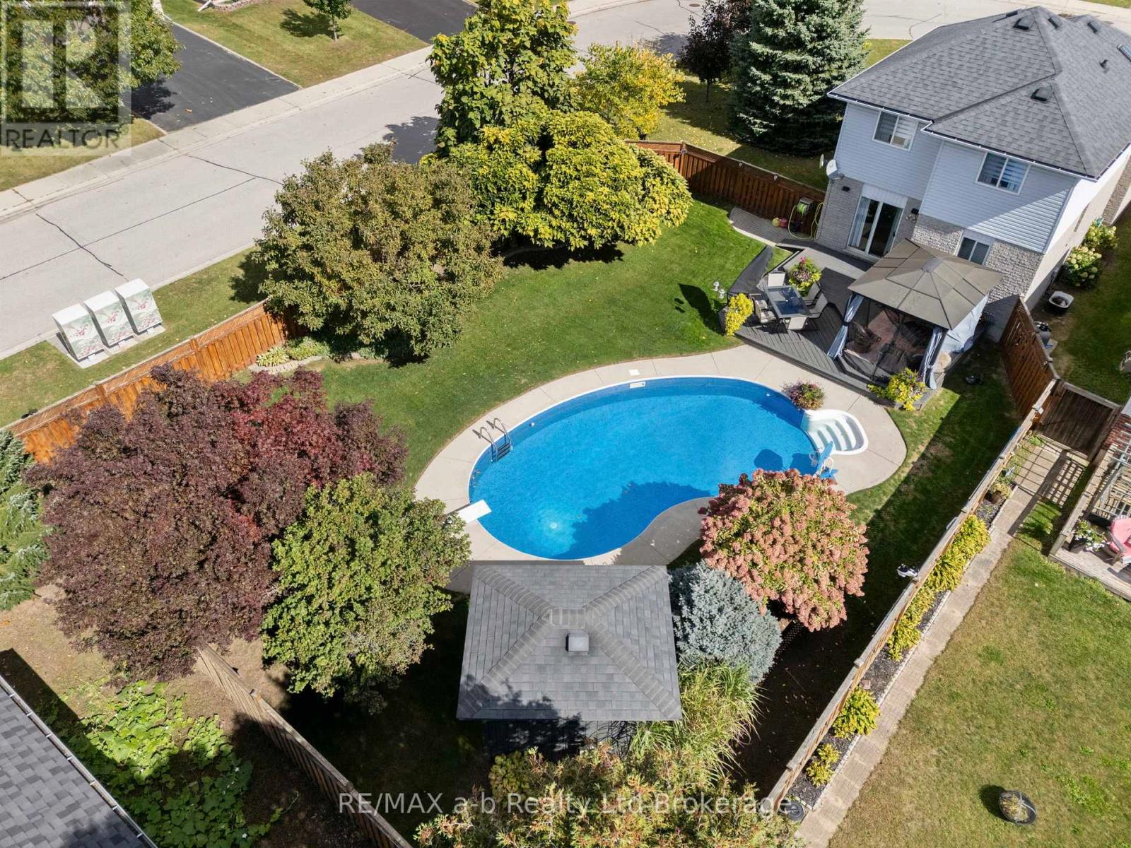 36 KARA LANE - Image 26