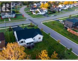 316 Yvonne Street, photo 4
