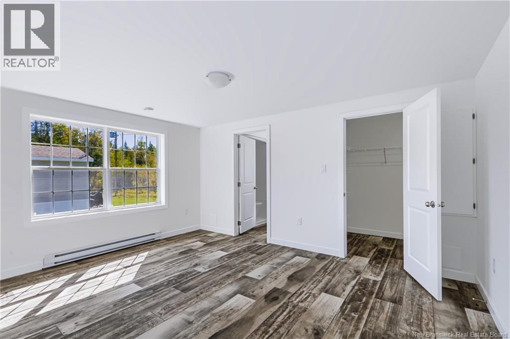 47 Oak Ridge Crescent - 24