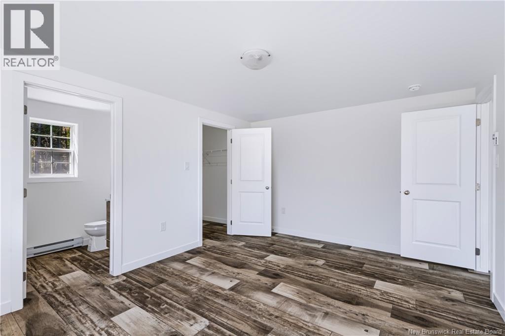 47 Oak Ridge Crescent - 26